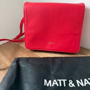 Matt & Nat TRIPLET Vegan Crossbody Bag – Red (3 Compartments + Card Slots)